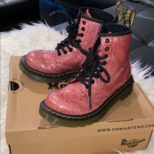 Dr. Martens Pink Glitter Boots 💕 Kids